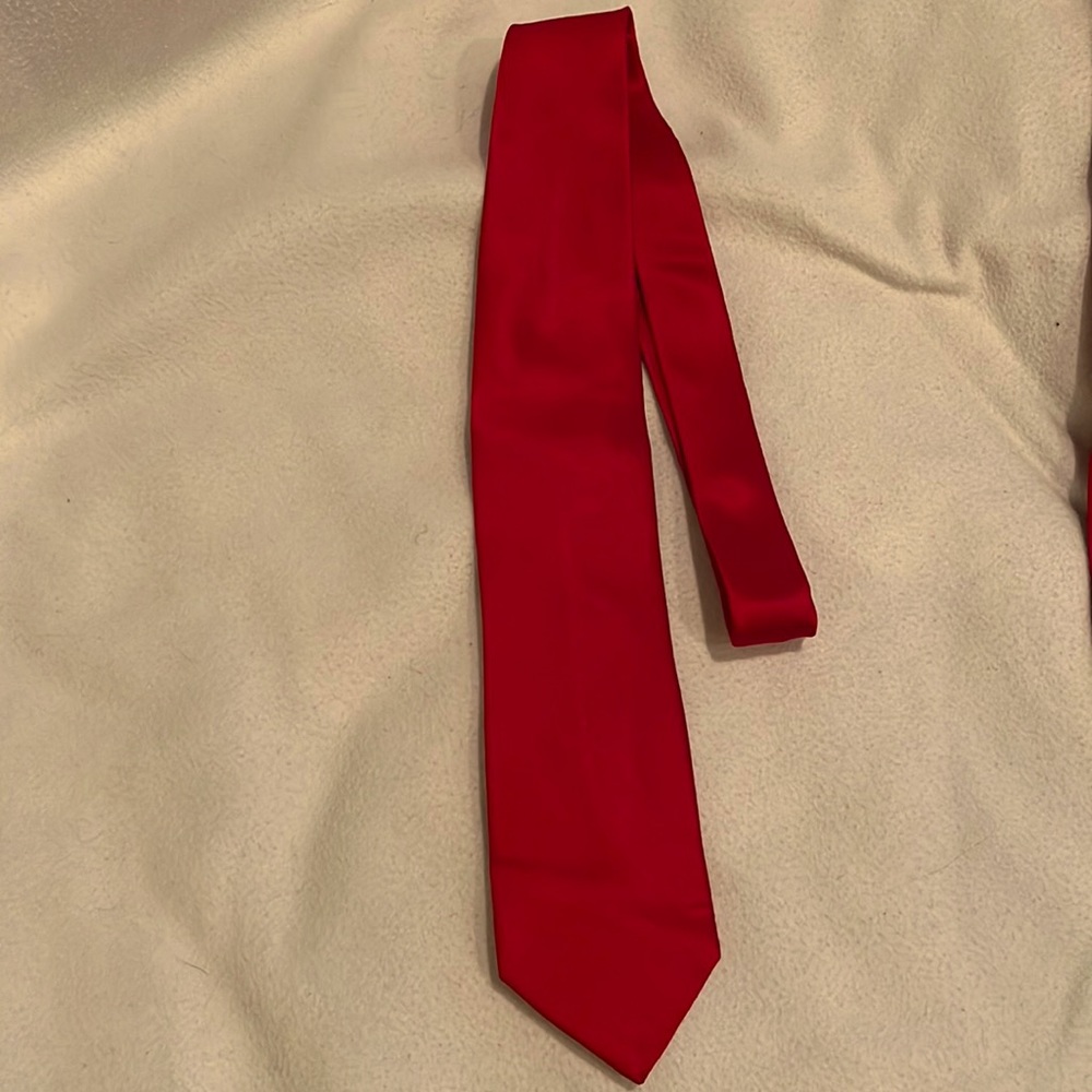 ❤️ Red tie